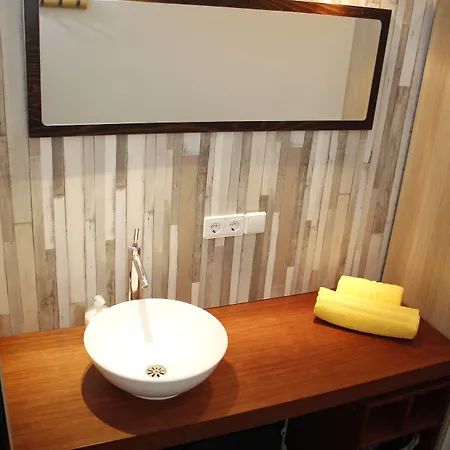 Hotel Botschaft 3*